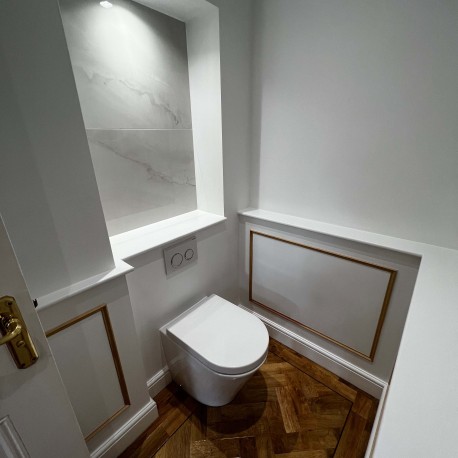 Downstairs toilet 1